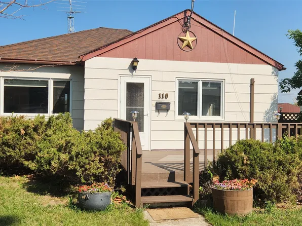 110 1st Ave SE, Cut Bank, MT 59427