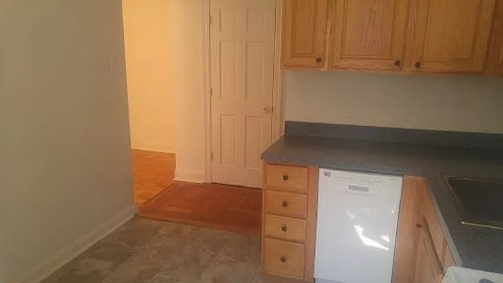 Rented by Brick Real Estate | media 23