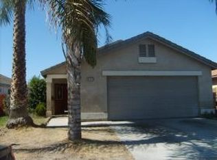 555 Award Dr, Colton, CA 92324