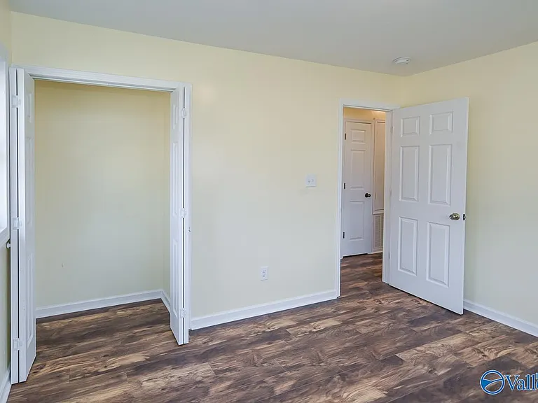 2423 Medaris Rd NW — Photo 7