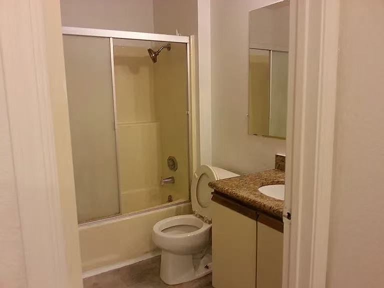 2nd image of 1564 Meadow Ridge Cir #1564