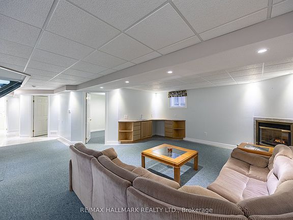 5th image of 69 Lawson Rd #Basement