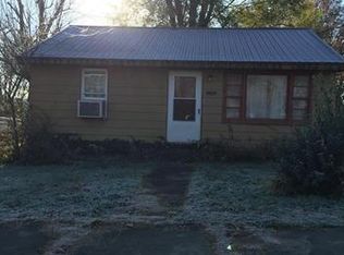 1109 Elm St, Bismarck, MO 63624