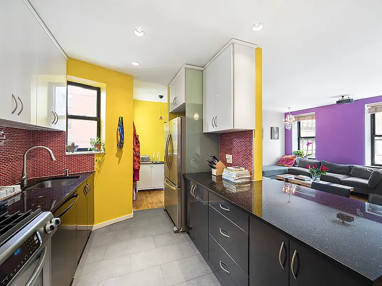 319 E 105th St #5A — Photo 4