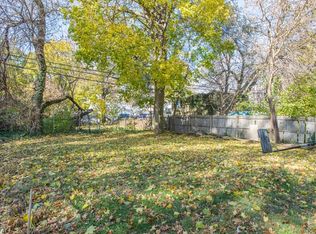 41 Oak St #3, East Orange, NJ 07018