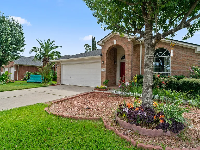 18311 Brenwood Manor Dr — Photo 29