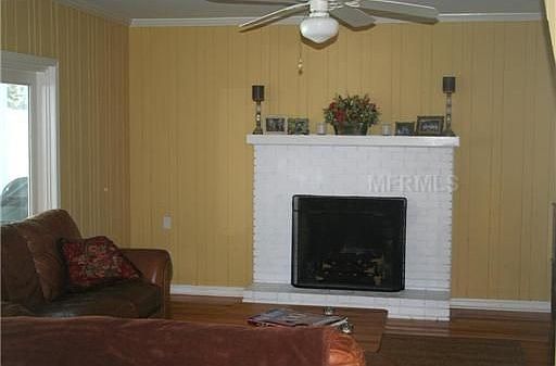 4th image of 4515 W Watrous Ave