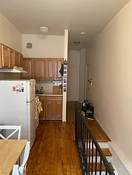 Rented by K & O Realty Associates Inc.