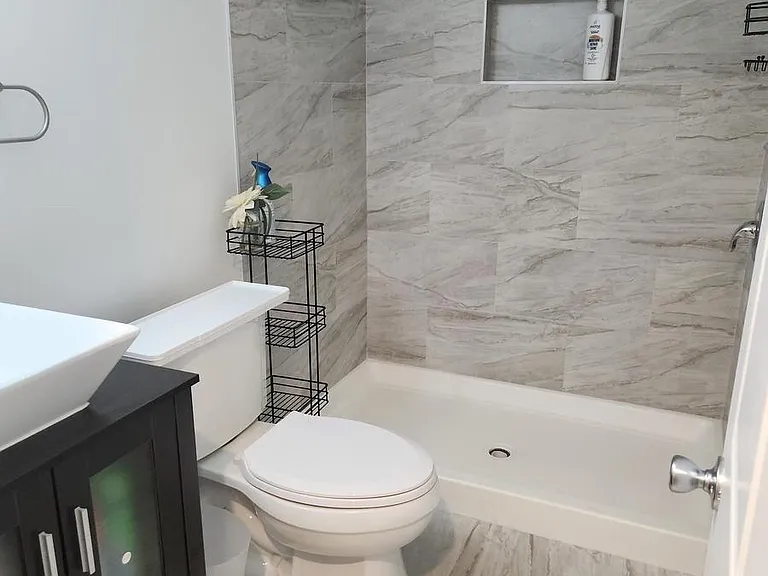 417 Irving St NW — Photo 13