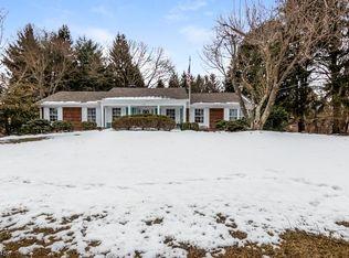 4 Knollwood Trl W, Mendham Township, NJ 07926
