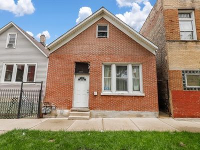 2419 S Troy St, Chicago, IL, 60623