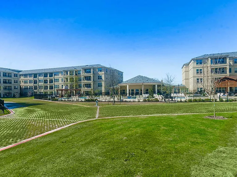 Retreat at Wylie 55+ Active Adult Apartment Homes — Photo 35