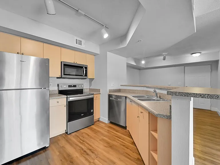 3740 NW Adriatic Ln #305 — Photo 2