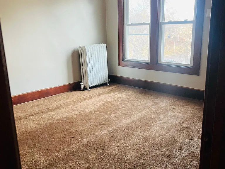 2135 W Juneau Ave — Photo 13