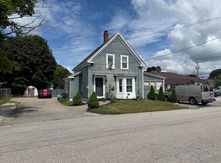 6 Willey St, Rochester, NH 03867