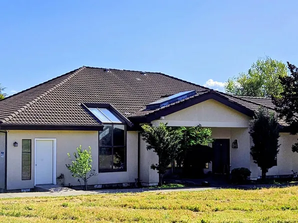 181 NW Bunnell Ave, Grants Pass, OR 97526