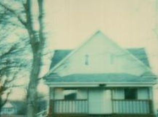 318 E 1st St, Mount Vernon, SD 57363