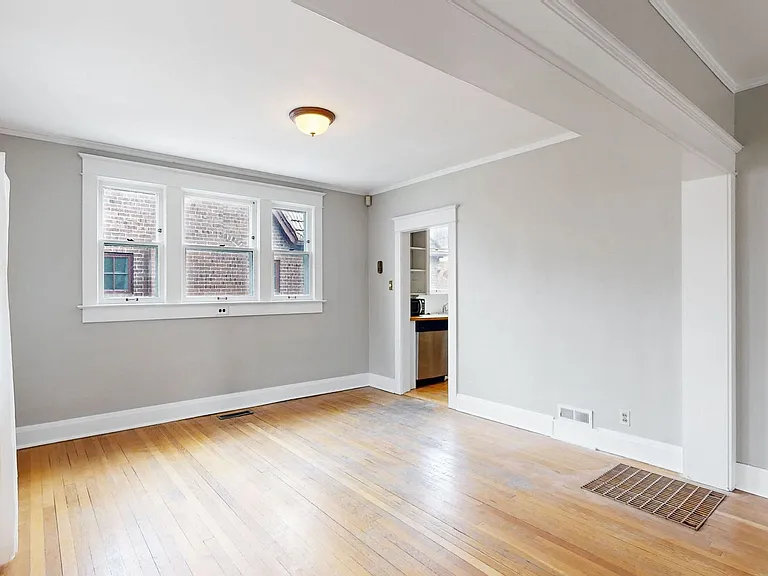 712 Harrison St — Photo 6
