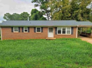 200 Morris St, Central, SC 29630