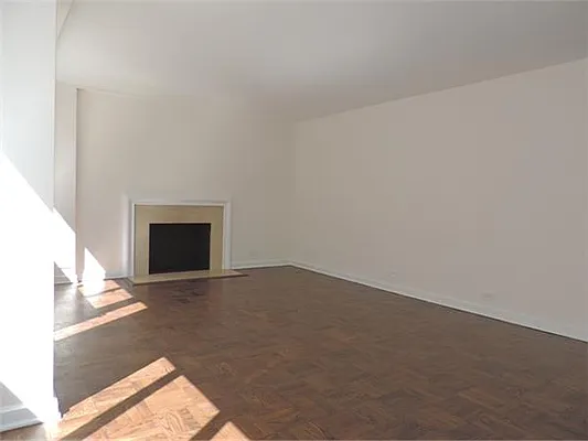 Rented by essential NEW YORK Real Estate | media 9