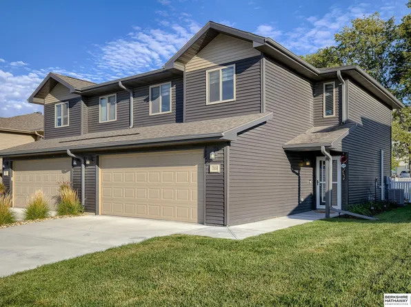 17018 Hawthorne Ave, Omaha, NE 68118