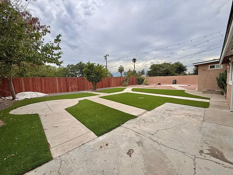 9666 Laurel Ave — Photo 9