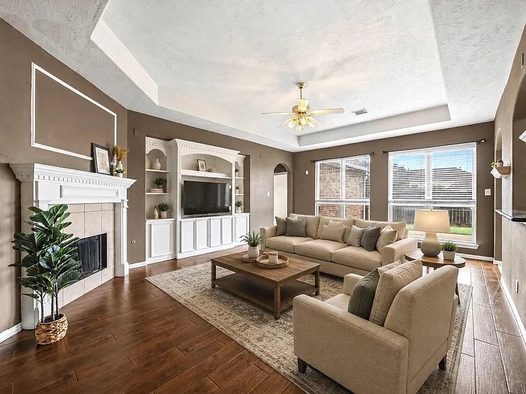 6642 Redberry Glen Ln — Photo 2