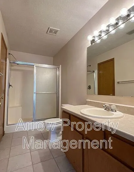 1660 Swanson Dr — Photo 12