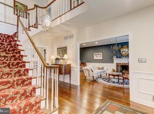 35 Caveswood Ln, Owings Mills, MD 21117