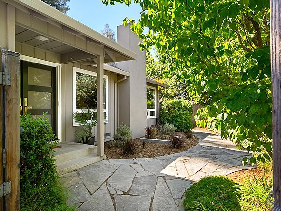 2nd image of 1225 Garden Lane
