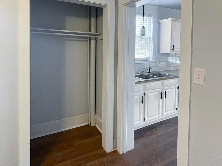 441 E Sprague St #B — Photo 5