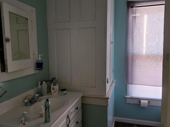 louisville-kentucky-73453990 picture