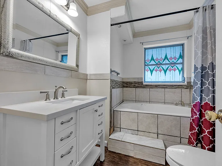 2221 Avenue St W #26 — Photo 13