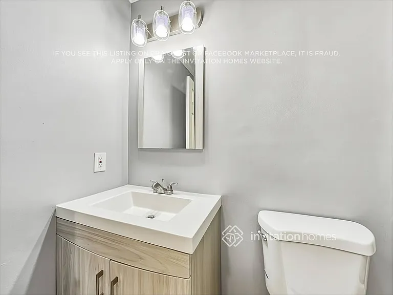 524 Warren Ave — Photo 17