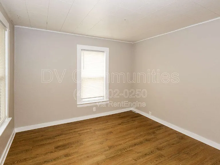 3818 Highland Rd — Photo 4
