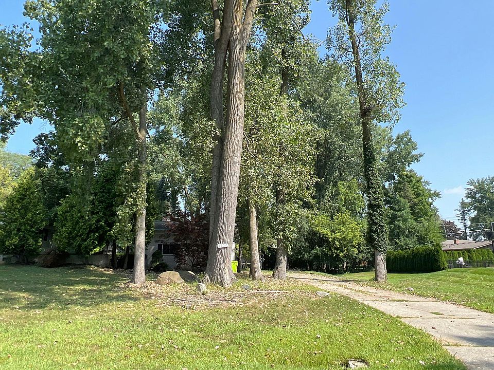 1st image of 4652 Patrick Rd