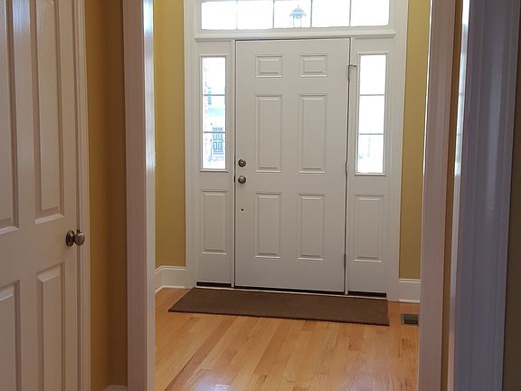 Foyer with Coat Closet