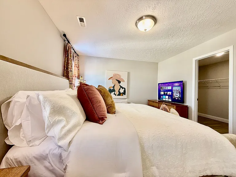 210 Taylor Dr — Photo 11