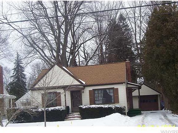 2nd image of 195 Prospect Ave