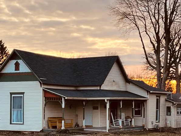 704 S Ohio St, Sheridan, IN 46069