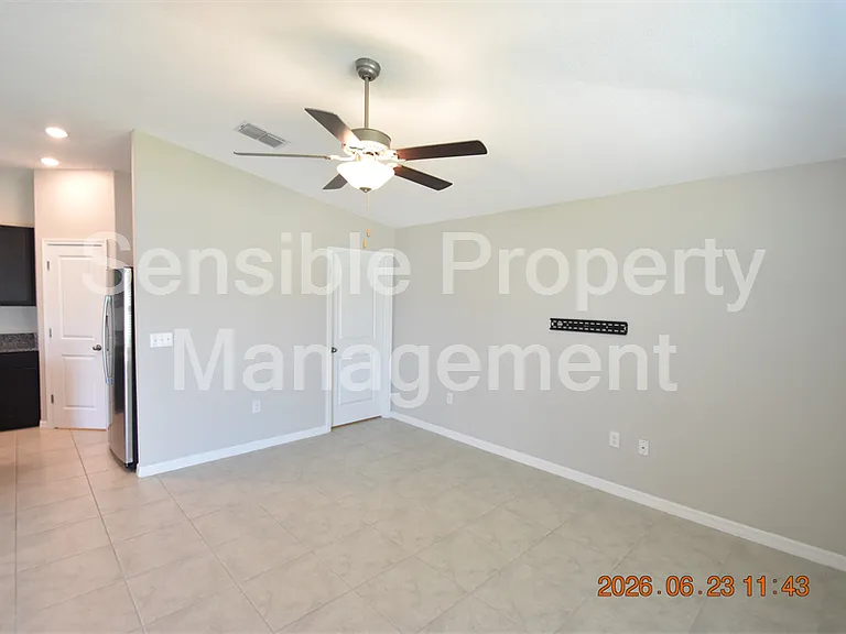 13021 Meadow Pond Pl — Photo 6