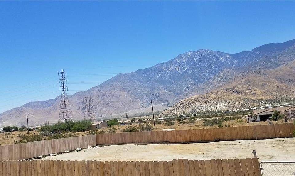 1st image of 55339 Arroyo Ave