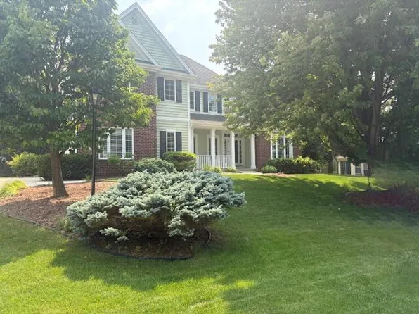 5235 West Yale DRIVE, Franklin, WI 53132