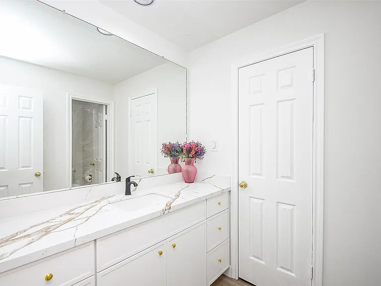 5200 Weslayan St #311 — Photo 25