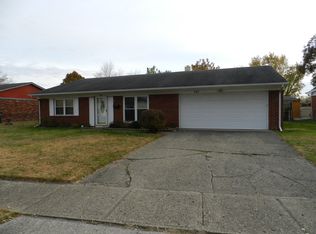 607 Redfern Dr, Beech Grove, IN 46107