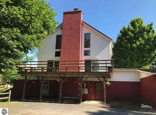 5178 Morrison Rd NW, Rapid City, MI 49676