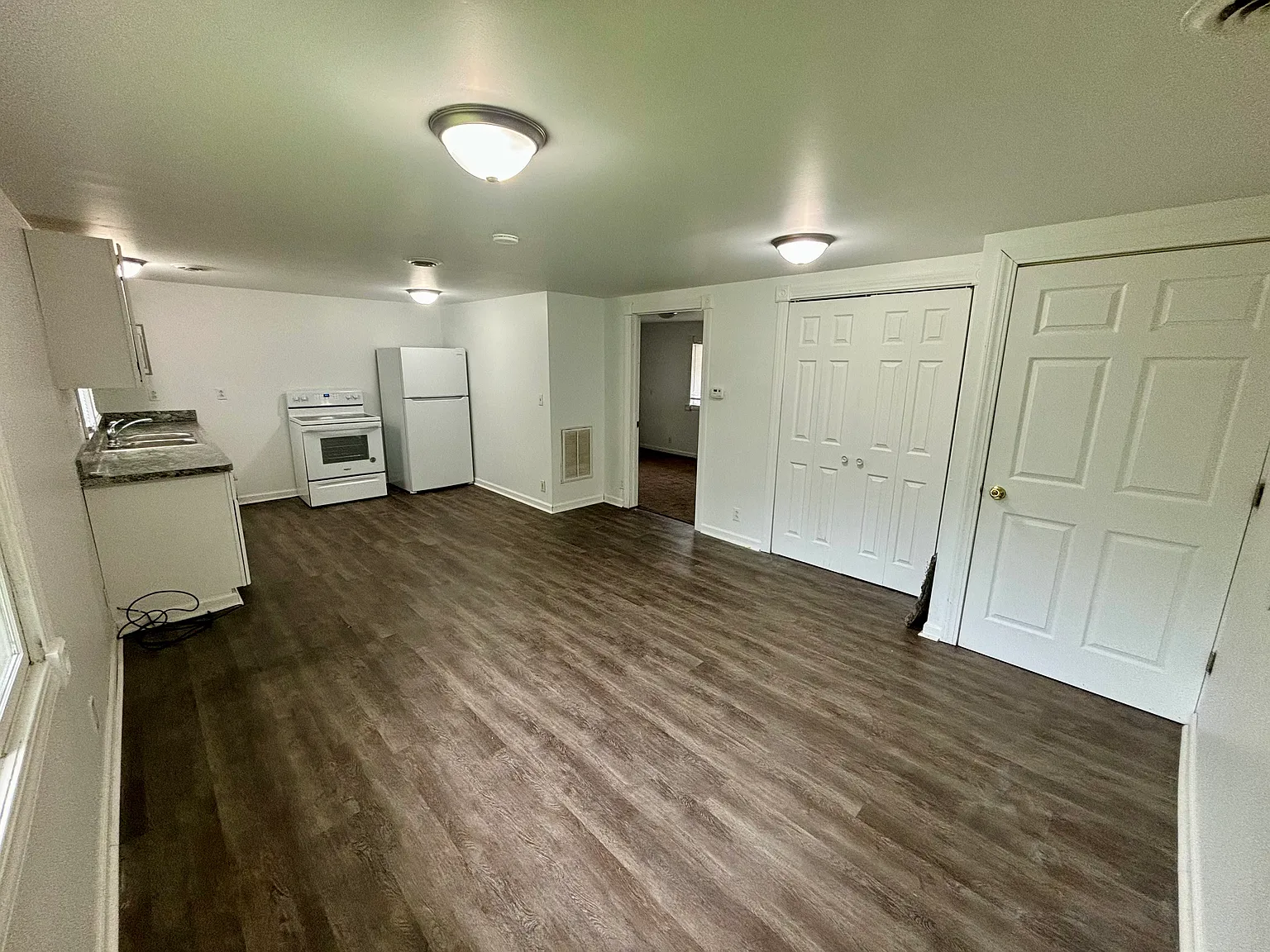 8381 E Court St — Photo 2