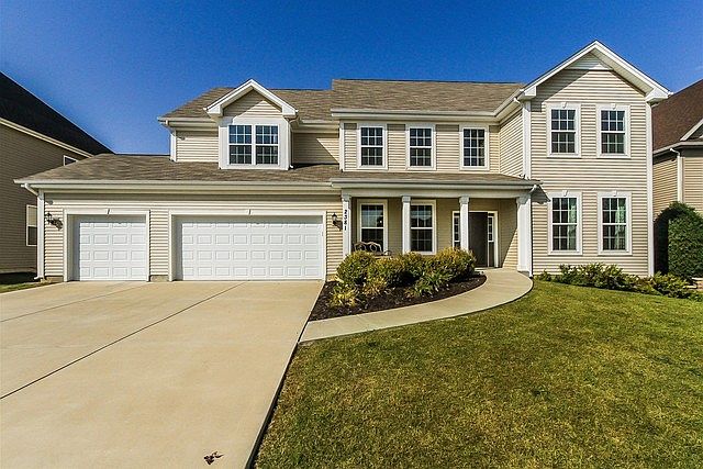 1st image of 2381 River Hills Ln