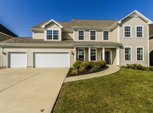 2381 River Hills Ln, Bolingbrook, IL 60490