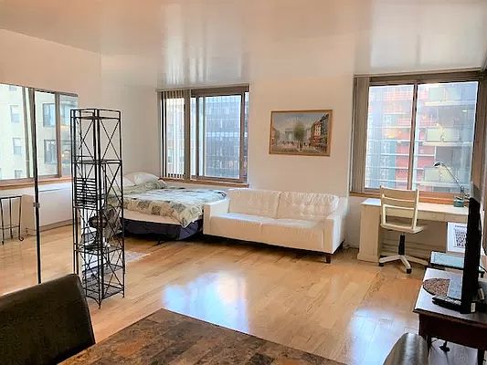 3rd image of 235 E 40th St APT 12H